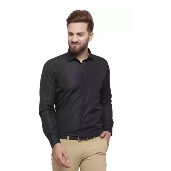 Men Slim Fit Solid Button Down Collar Formal Shirt